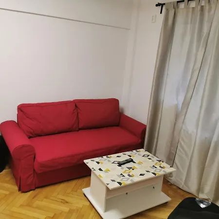 Flora Parliament Lägenhet *